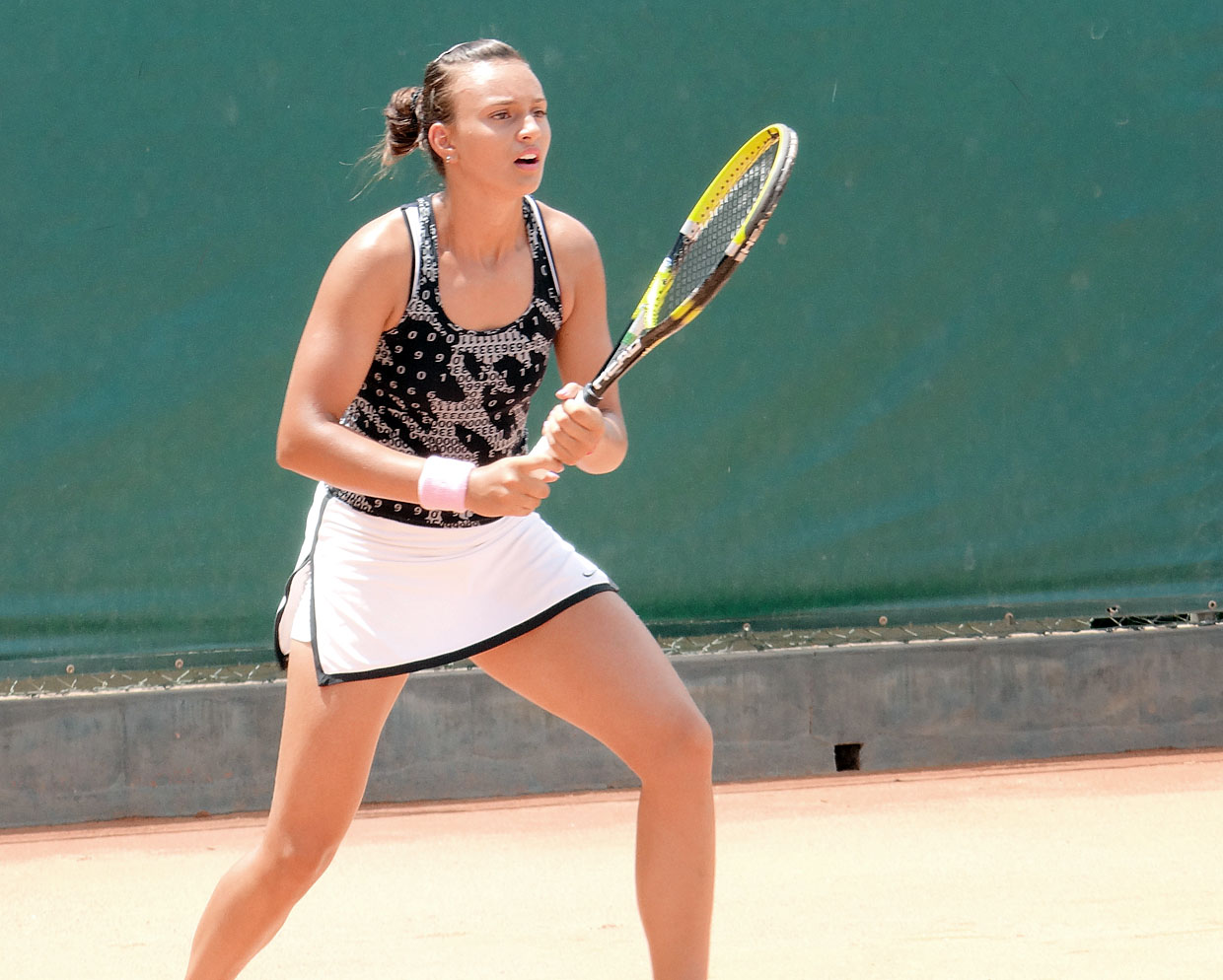 Erika ficou em segundo lugar no torneio de duplas, no Paraguai, na semana passada