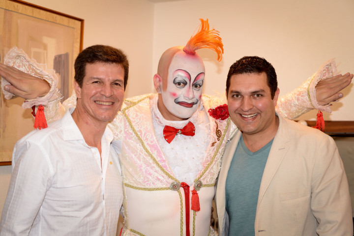 Marcos Casuo com os secretários Cristiano Guimarães e Tércio Marinho