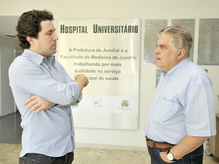 Claudio Miranda foi recebido pelo diretor do HU, Matheus Gomes