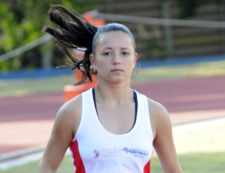 Mayara Amorim conquistou índices nos 800 e 1.500 metros
