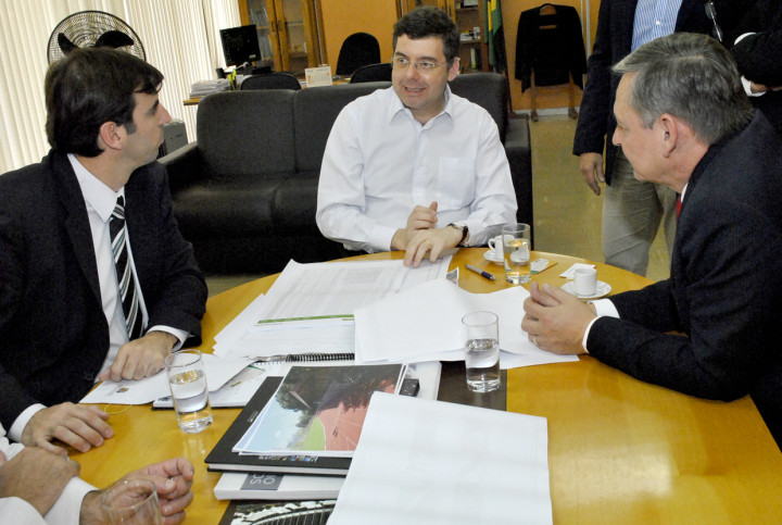Ricardo Laser, secretário Nacional de Esporte Educacional, recebeu o prefeito e Cristiano Lopes
