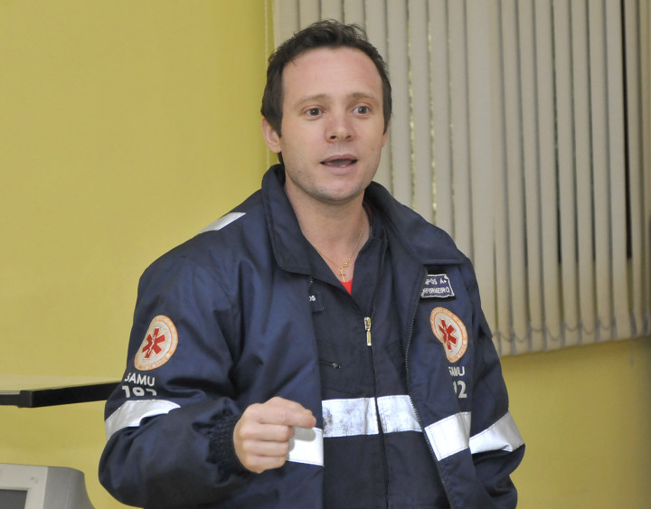 Rogério é especialista em atendimentos de urgência e atua no SAMU