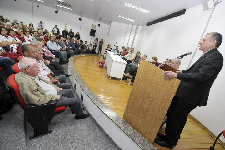 Prefeito Pedro Bigardi defendeu uma cidade com mais “relações humanas e convívio” no evento
