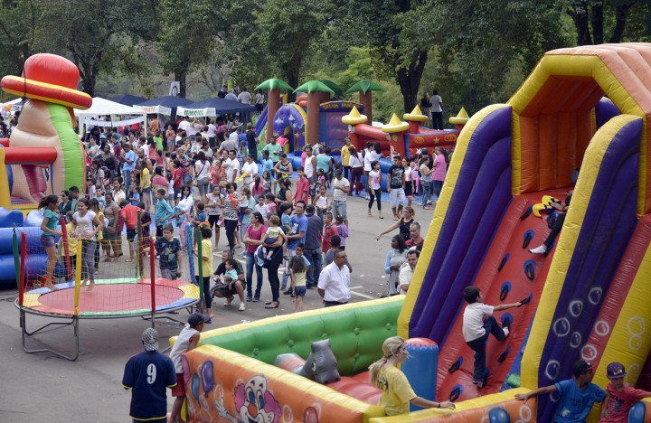 Mais de 30 mil pessoas participaram da festa no Parque Corrupira