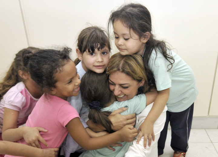 Margarete recebeu o carinho das crianças durante a visita
