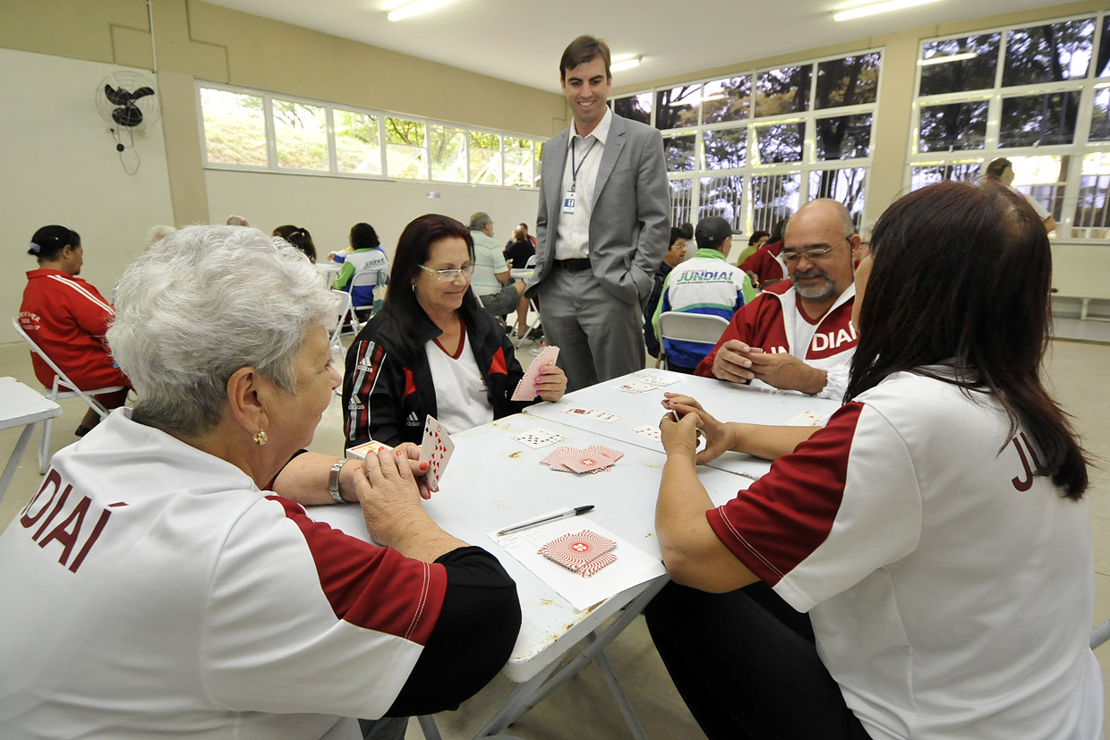 Louveira participa das modalidades malha, bocha e tênis de mesa no