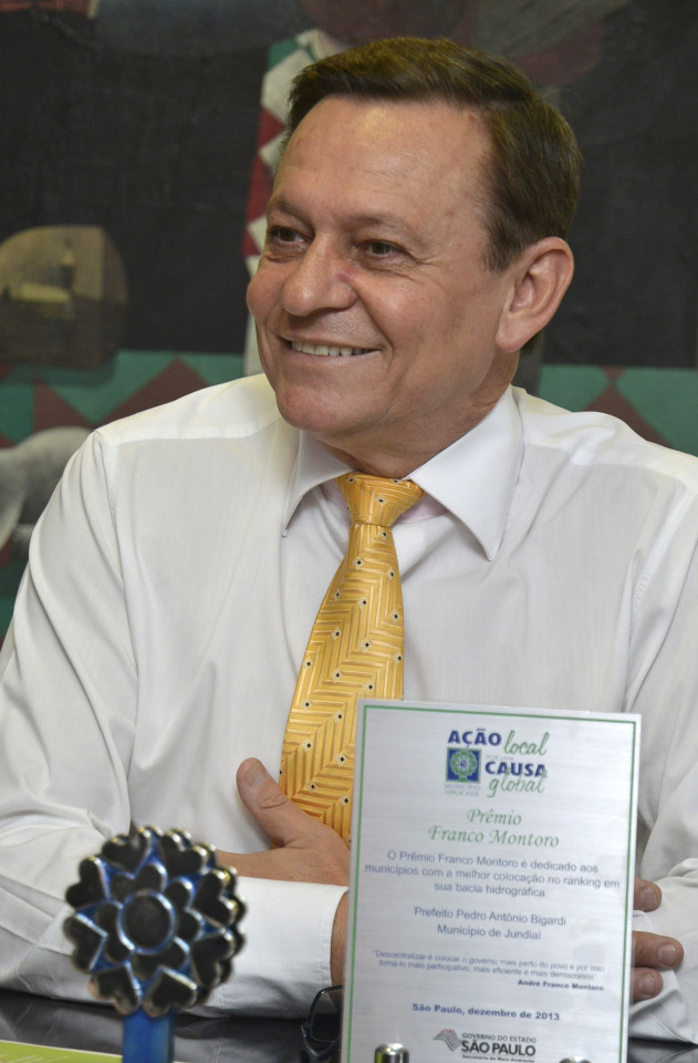 Prefeito Pedro Bigardi: prêmios do Município Verde e Azul e da Bacia PCJ