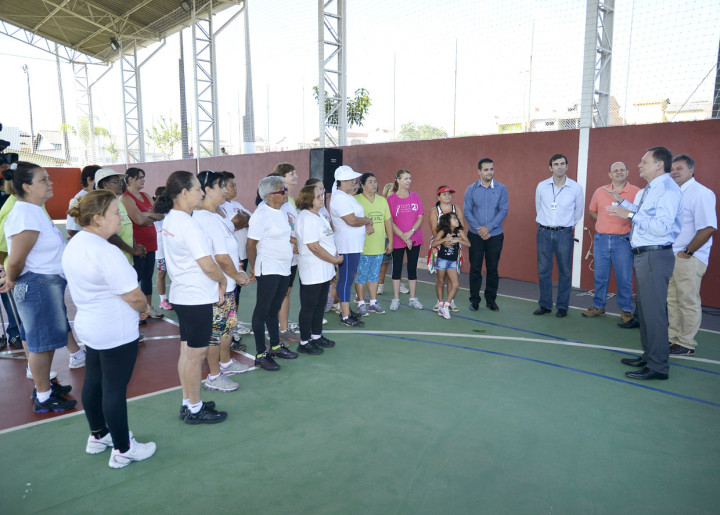 Prefeito Pedro Bigardi participou da entrega da primeira fase de obras no centro esportivo