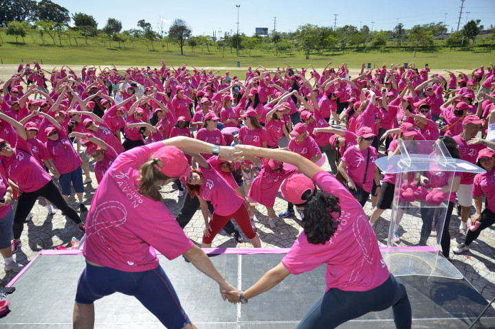 Movimento contra o câncer de mama ganha reforço