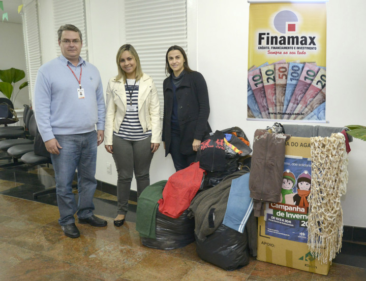 A doação foi entregue pelas representantes da Finamax