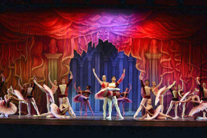 Espetáculo apresenta coreografias de balé clássico