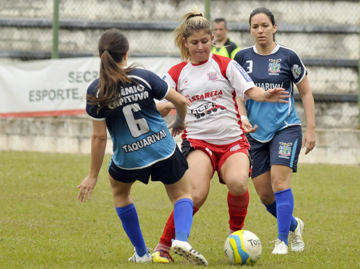 Futebol feminino estreou contra Taquaravaí