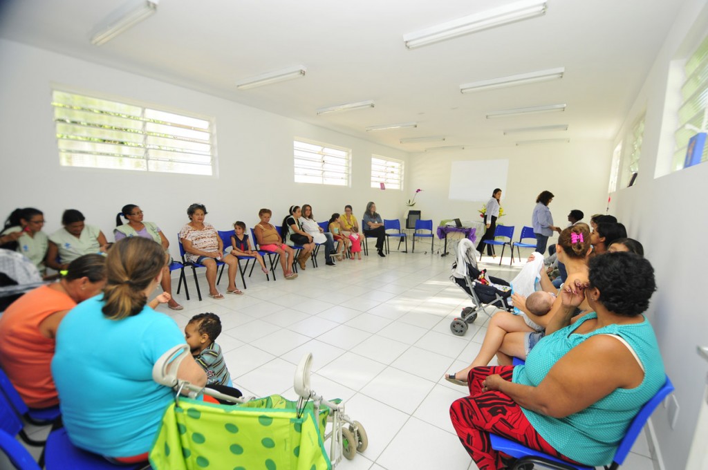 Palestra reúne famílias na UBS Novo Horizonte