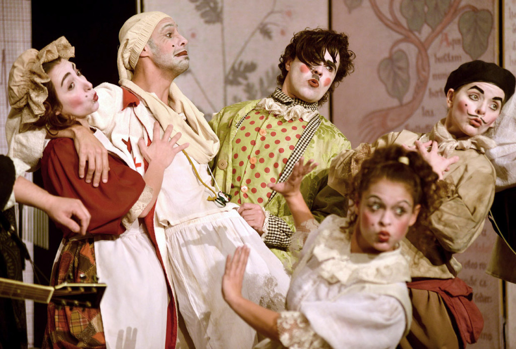 A peça "Senhor Dodói", da Cia. de Teatro de Jundiaí: acesso à cultura
