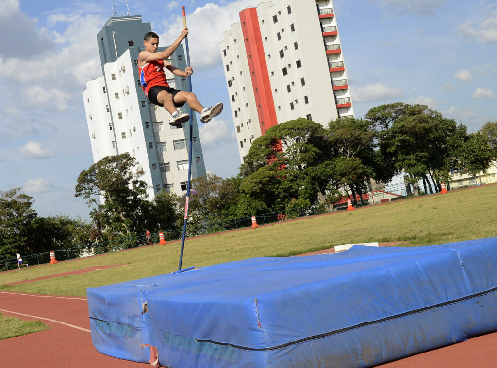 Atletismo disputas provas no Bolão e em Campinas