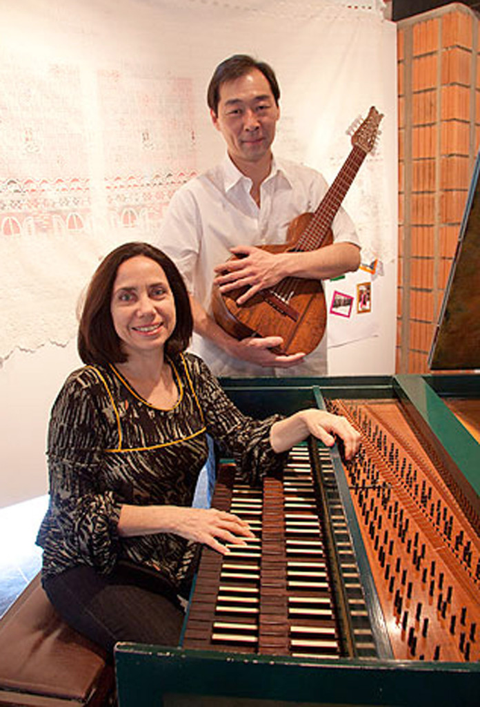 O Duo Viola e Cravo é formado por Ricardo Matsuda e Patrícia Gatti