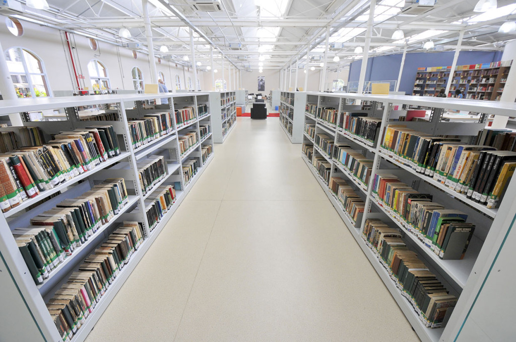 Biblioteca Nelson Foot se firma como espaço cultural do município e do Estado