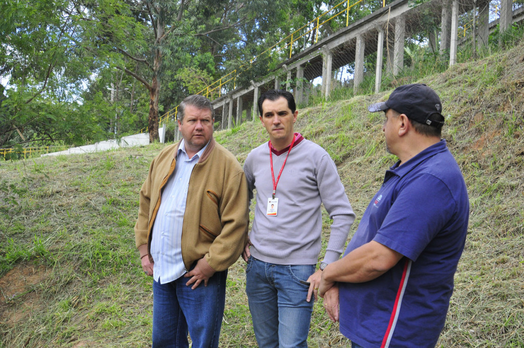 Marcelo Gastaldo, Aguinaldo Leite e o morador do local Pedro Ferreira da Silva