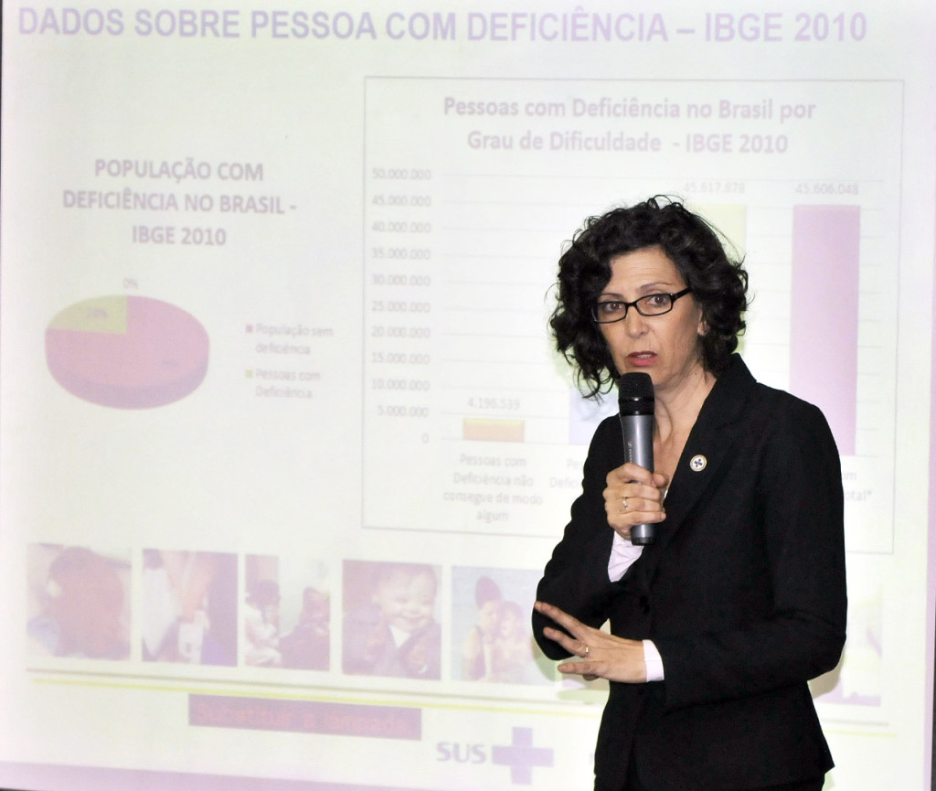 A coordenadora do Ministério da Saúde, Vera Mendes, destacou os principais pontos do projeto