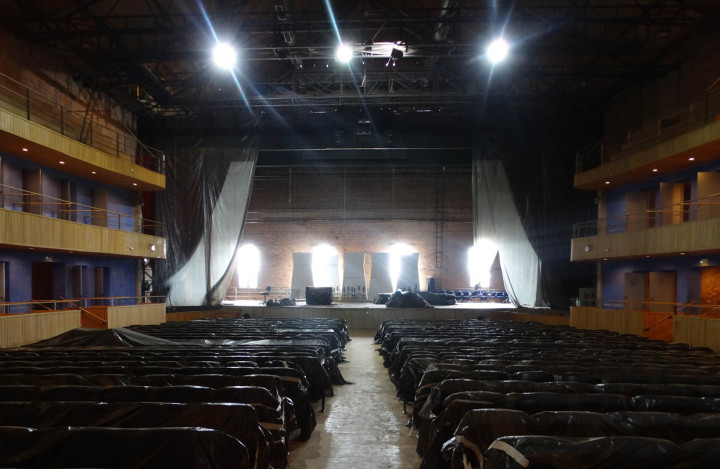 Manutenção do teatro está sendo finalizada para reabertura em março