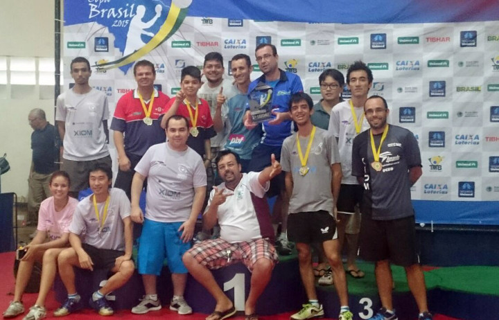 Equipe jundiaiense comemora a conquista no torneio em Piracicaba