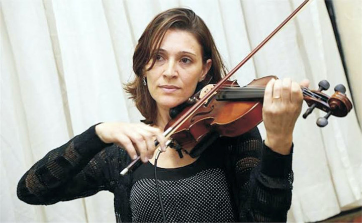Glaucia atua na Orquestra Municipal de Jundiaí