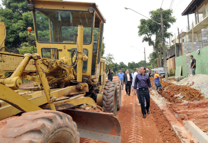 Obras levarão asfalto à antiga rua Projetada, no Jardim do Lago
