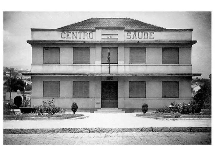 Imagem do prédio como centro de saúde no século 20 (acervo Sebo Jundiaí / Maurício Ferreira)