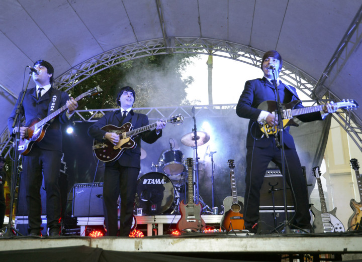 Banda Beatles 4ever toca na abertura da Feira da Amizade na sexta-feira (25)