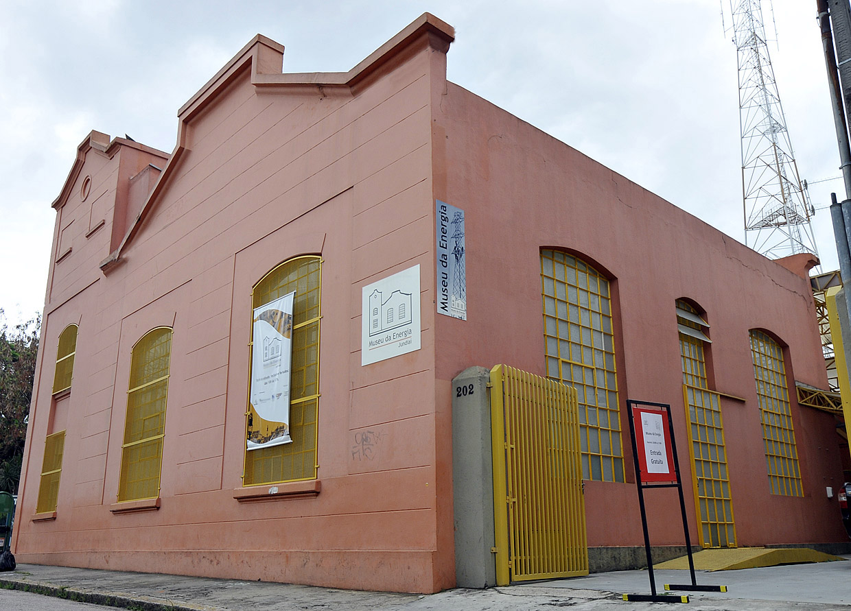 Antigo Museu da Energia agora abriga as diretorias de Teatro e de Patrimônio Histórico e Cultural