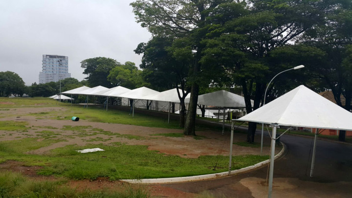Parque da Uva já começou a receber a estrutura da festa 