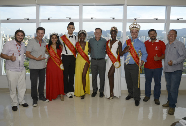  Corte Real do Carnaval 2016 em visita ao prefeito Pedro Bigardi 