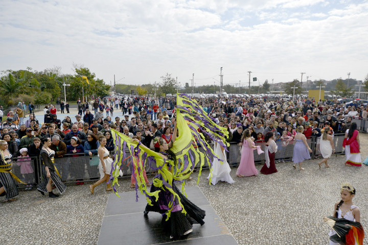 Eventos culturais no Paço Municipal e grande participação popular deram colorido especial ao evento