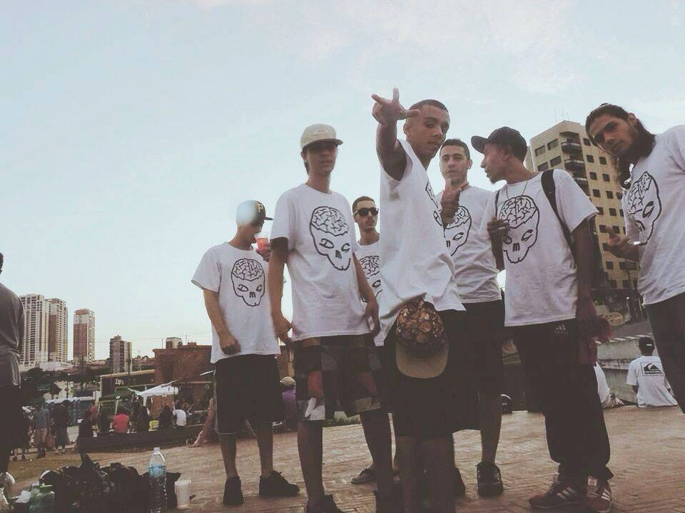 Grupo coletivo Dirty Ming Gang leva rap de qualidade à feira