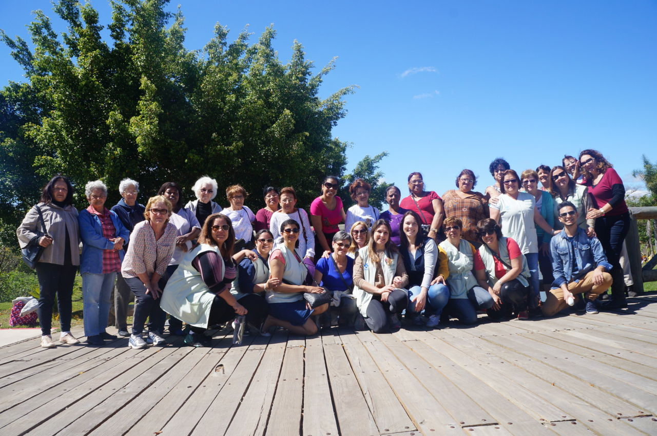Grupo de idosos da UBS Corrupira em visita ao Parque Engordadouro: semana variada
