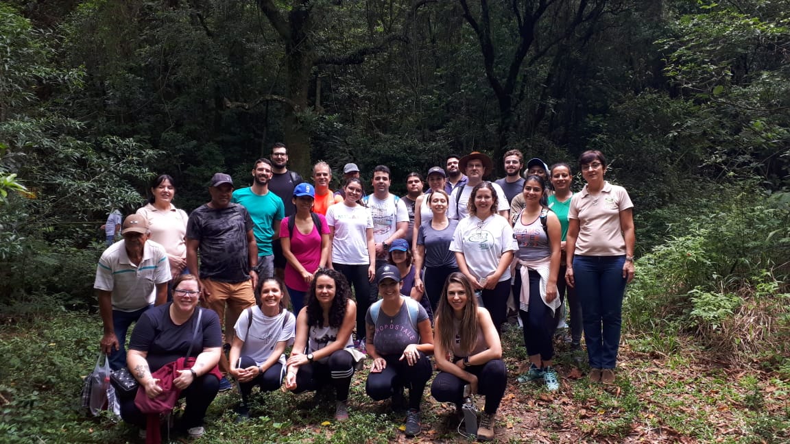 Professores, alunos e pesquisadores fizeram visita técnica à Serra do Japi no dia 27