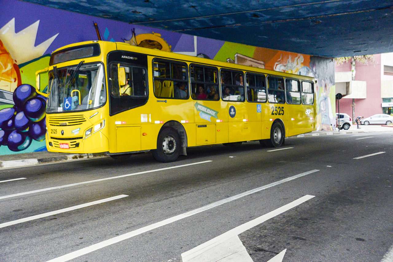 Treze linhas de ônibus de Jundiaí terão horários readequados