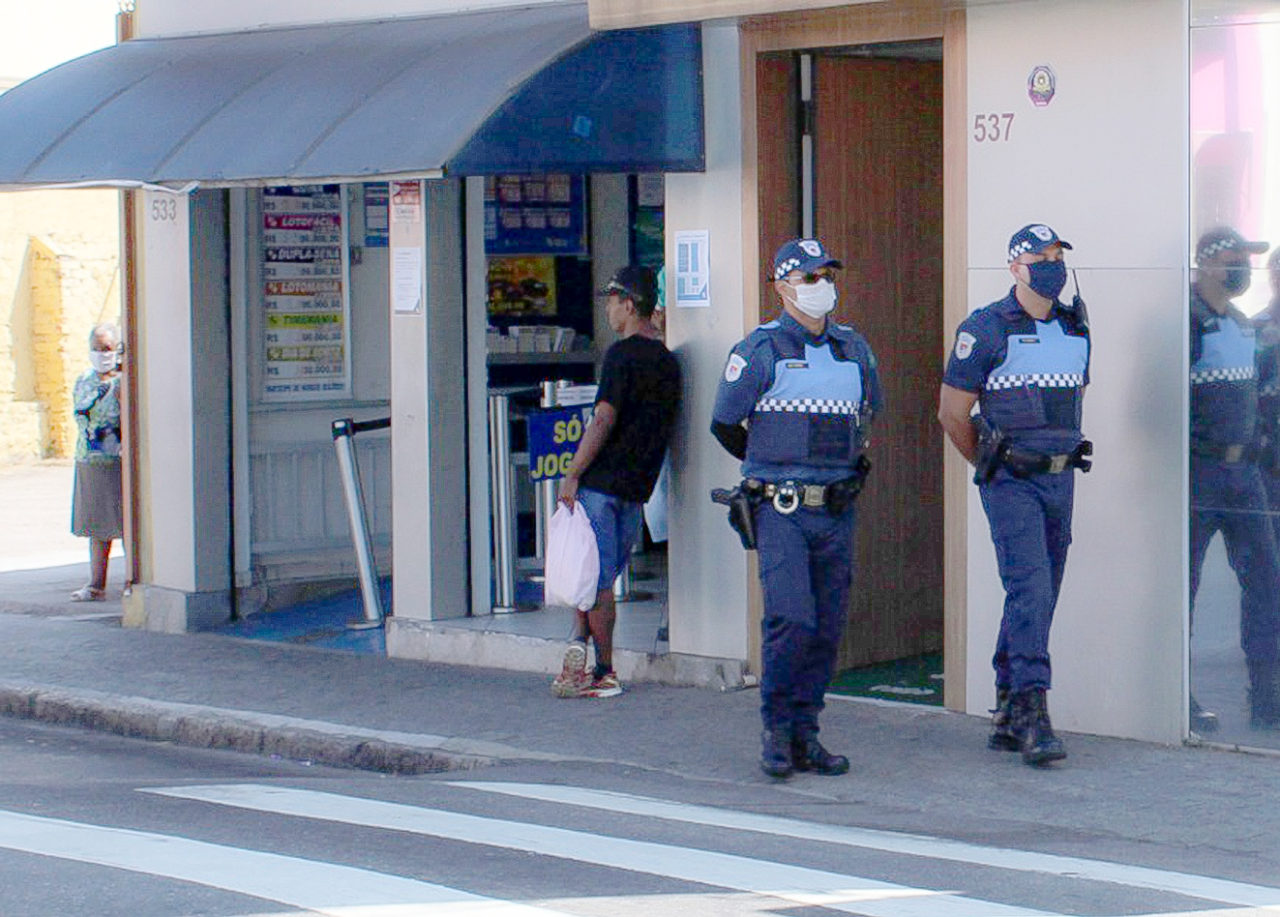 GM segue patrulhando as ruas e avenidas de Jundiaí, a pé e com viaturas