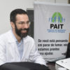 Dr. Carlos Costa coordena o PAIT e orienta as pessoas para que deixem o cigarro