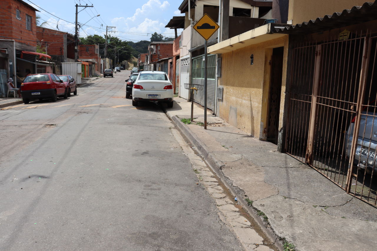 Foto geral da rua do Bom Sucesso, onde será realizada a obra.
