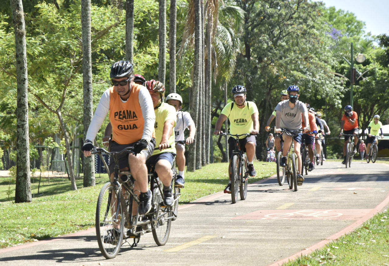 Atletas do PEAMA passam pelo Parque da Cidade com destino a Louveira