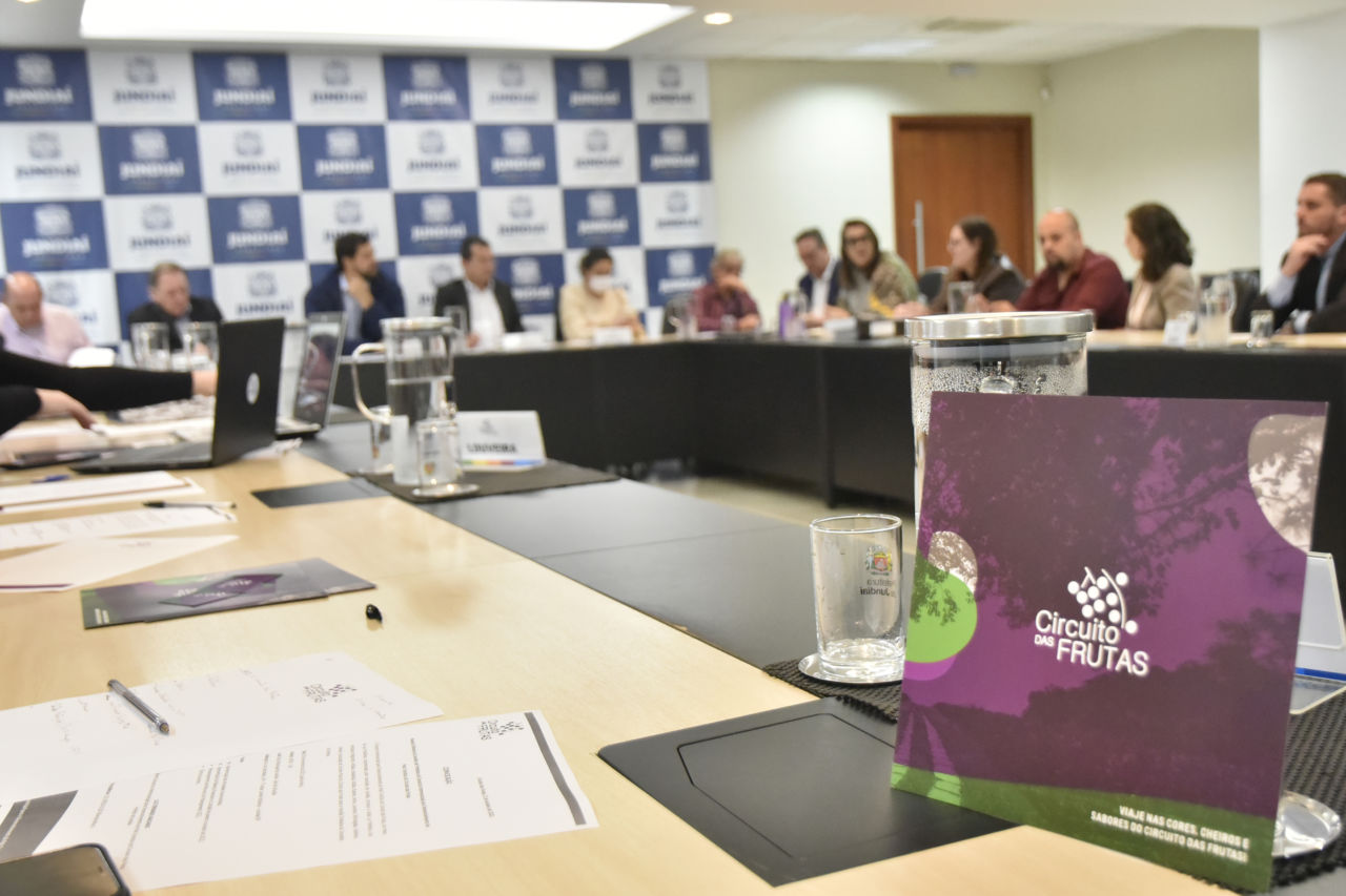 Consórcio de prefeitos do Circuito das Frutas se reúne em Jundiaí