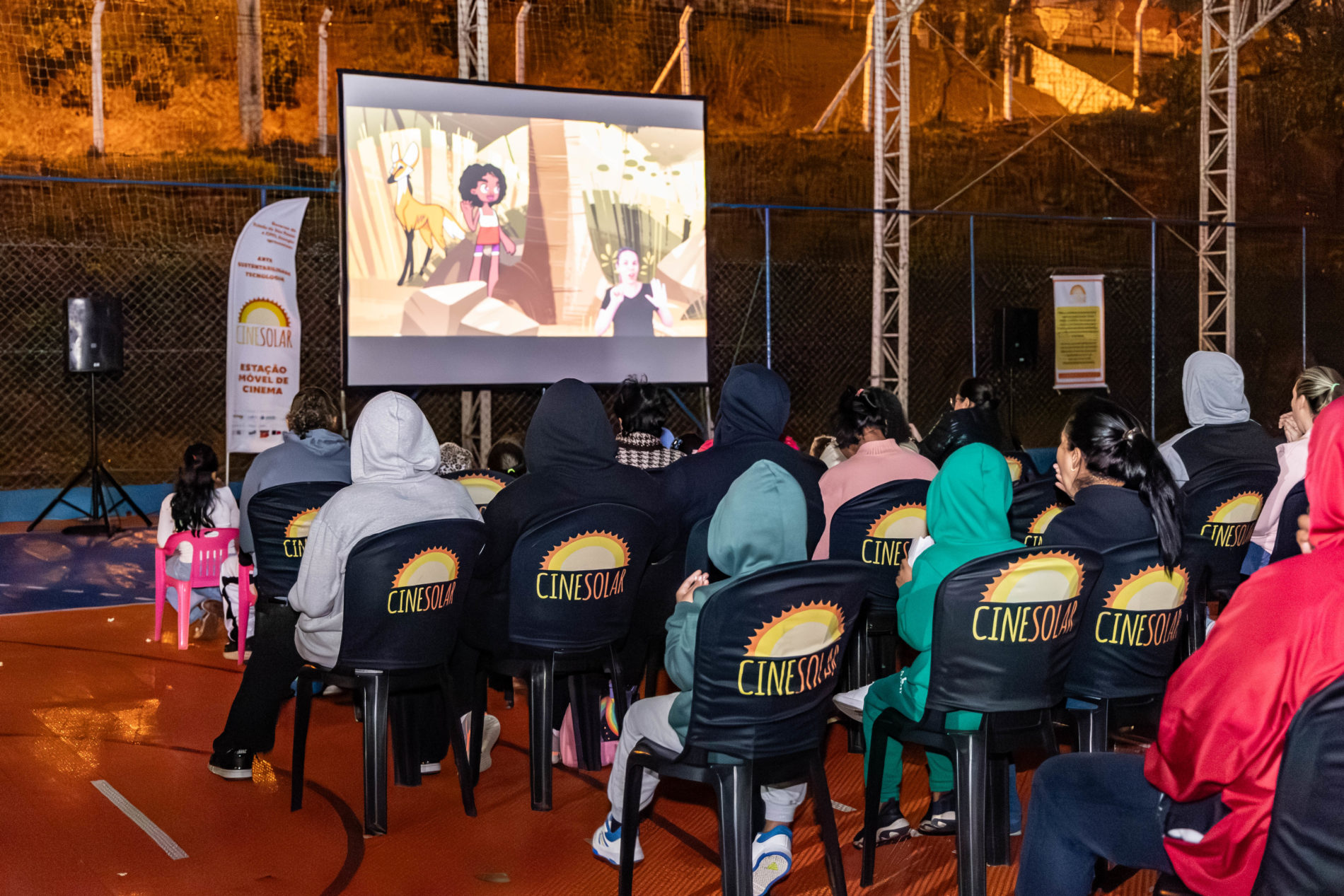 CineSolar leva cinema sustentável e gratuito ao Morada das Vinhas