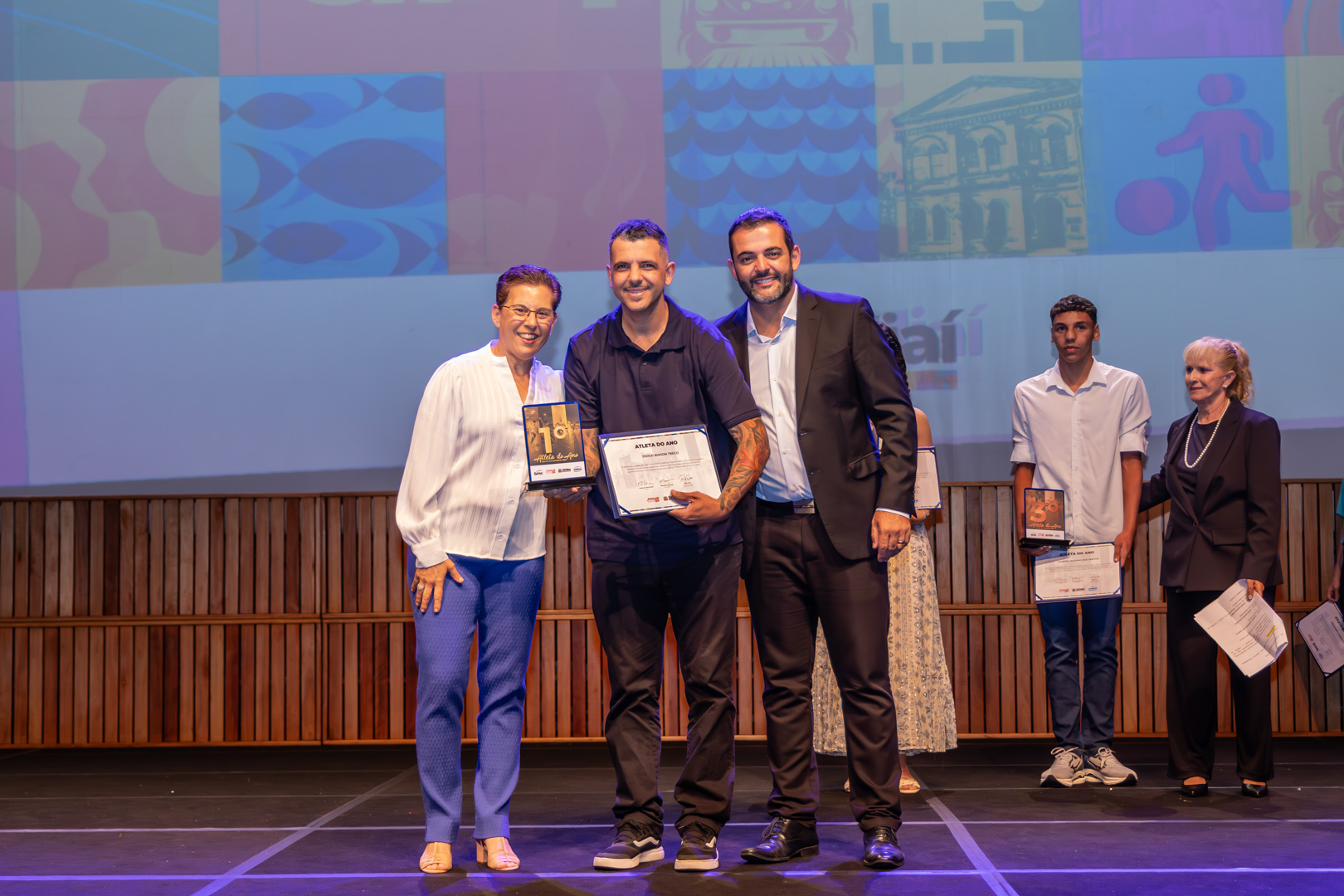 Prefeitura de Jundiaí homenageia atletas em cerimônia do ‘Prêmio Atleta do Ano 2025’